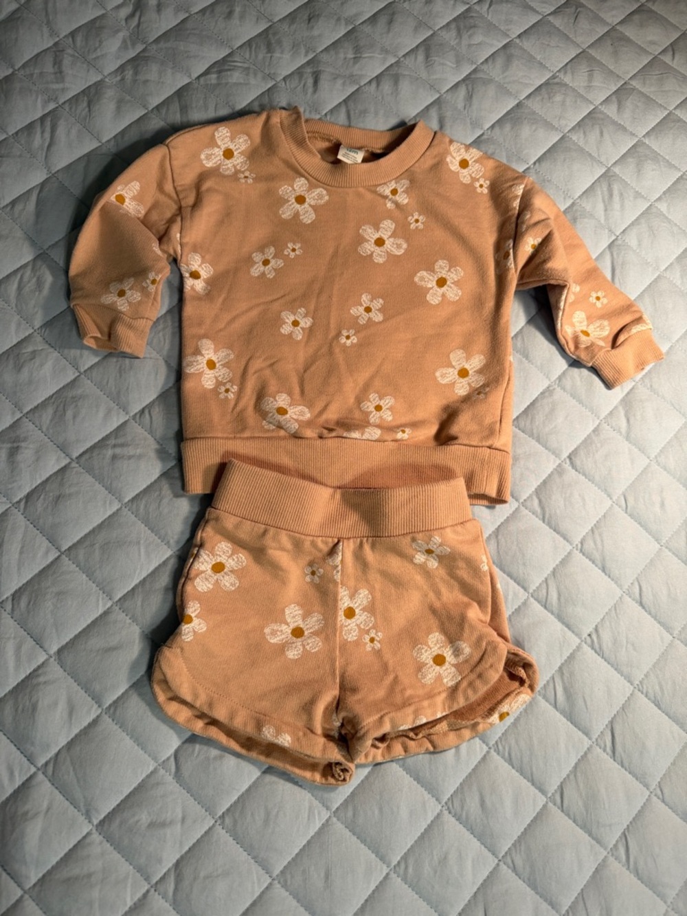 Girls Peach Daisy Matching Two Piece Set Active Wear